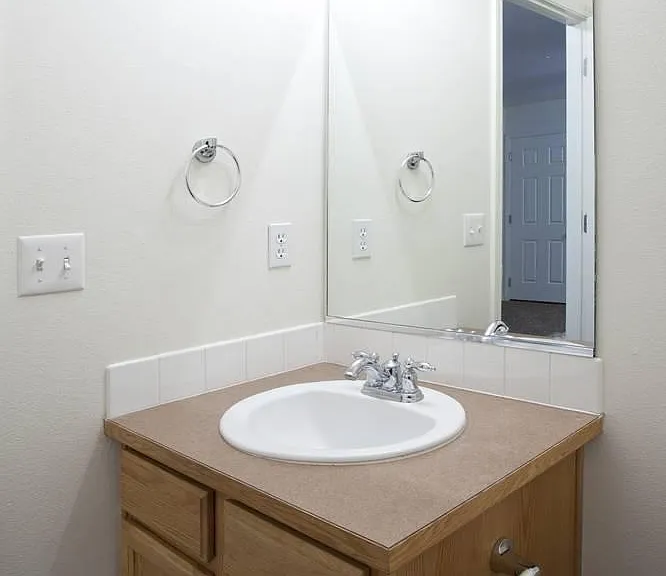 549 N Hydra Pl #A — Photo 7
