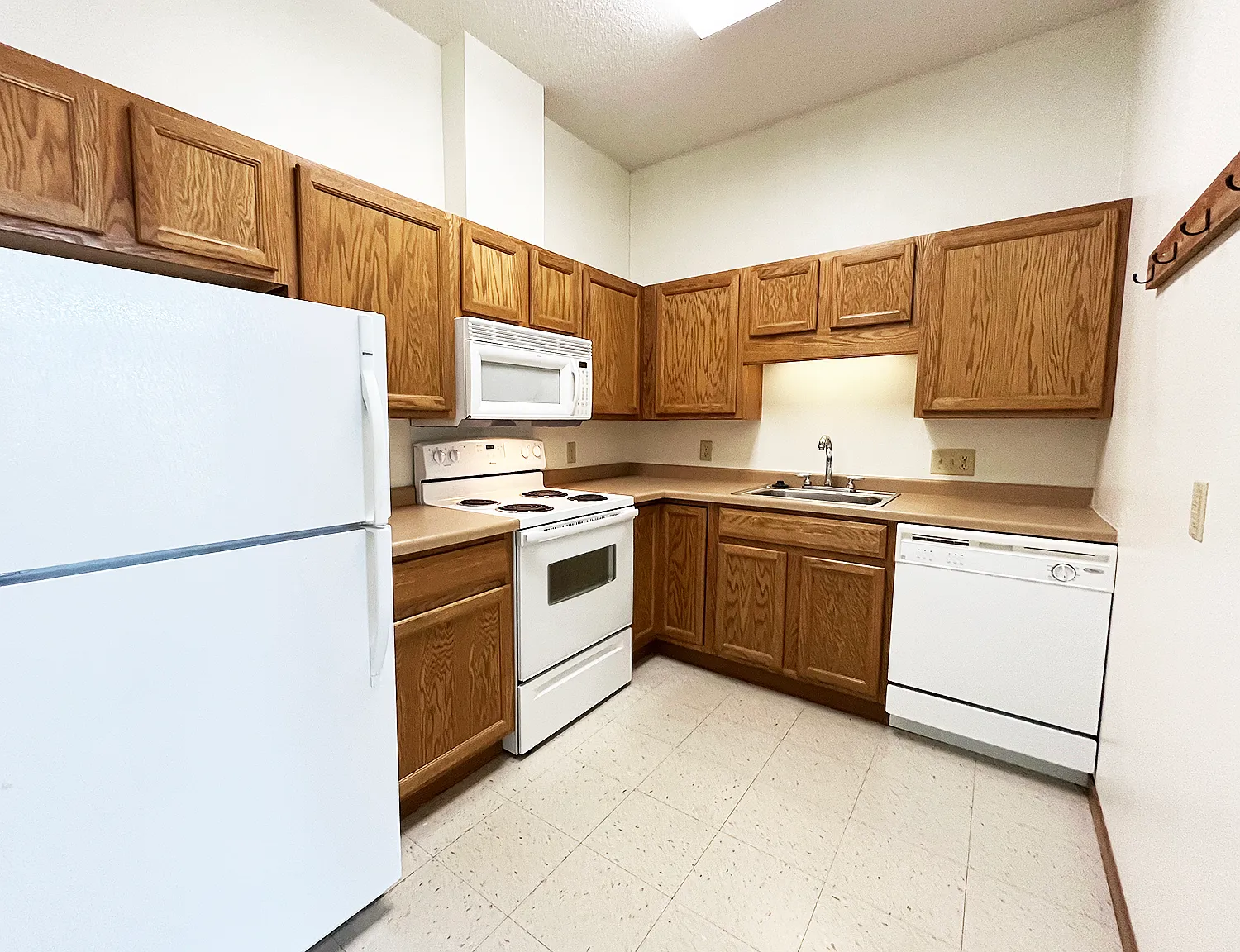 1 bed, 800 sqft, $850 — Photo 3