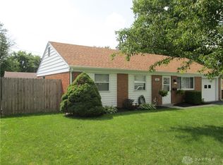 405 Skipper Ct, Englewood, OH