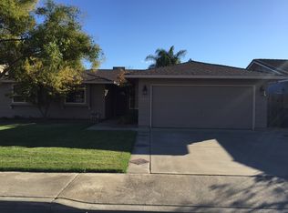 1300 Akron Dr, Turlock, CA 95382