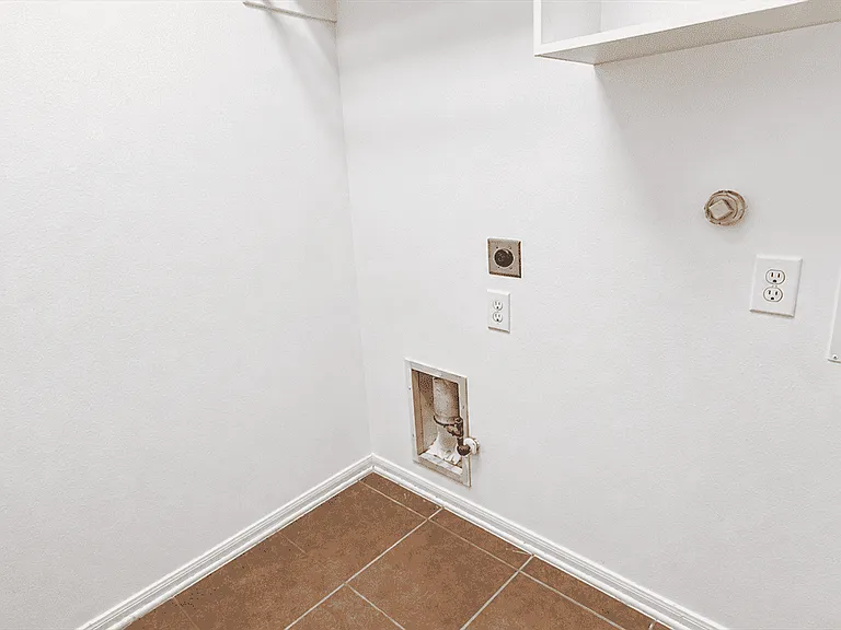 1415 Hardy Stone Dr — Photo 14