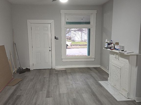 3rd image of 110 N 17th St #112