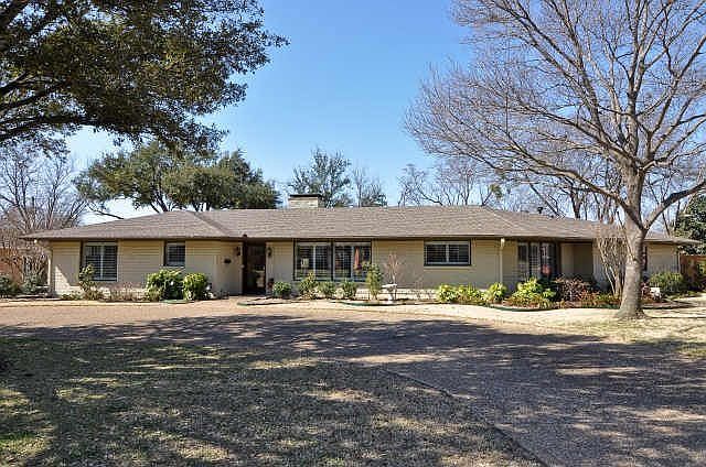 1st image of 11033 Snow White Dr