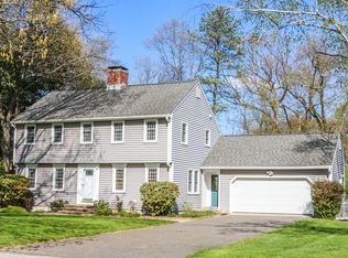 59 Blueberry Hill Rd, Longmeadow, MA 01106