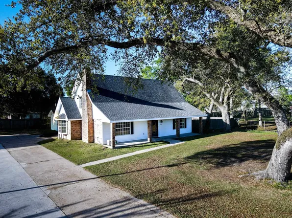 2729 Oak Crest Dr, Sulphur, LA 70663