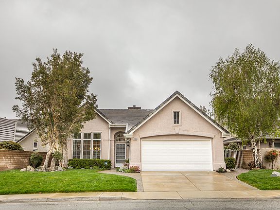 2nd image of 2358 Gillingham Cir