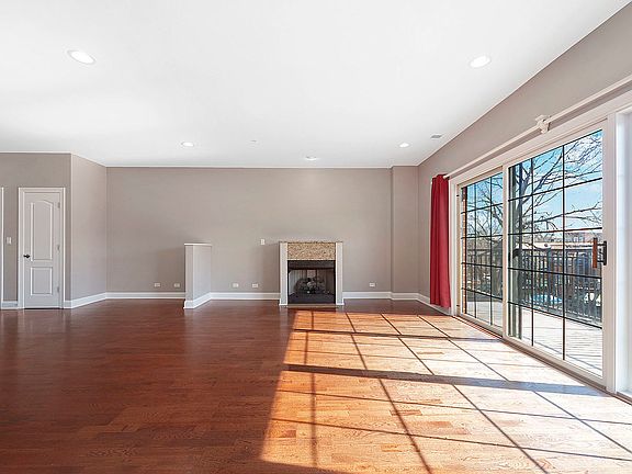 4th image of 4953 Oakton St Unit 211
