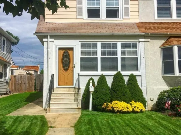 318 W 10th Ave, Conshohocken, PA 19428