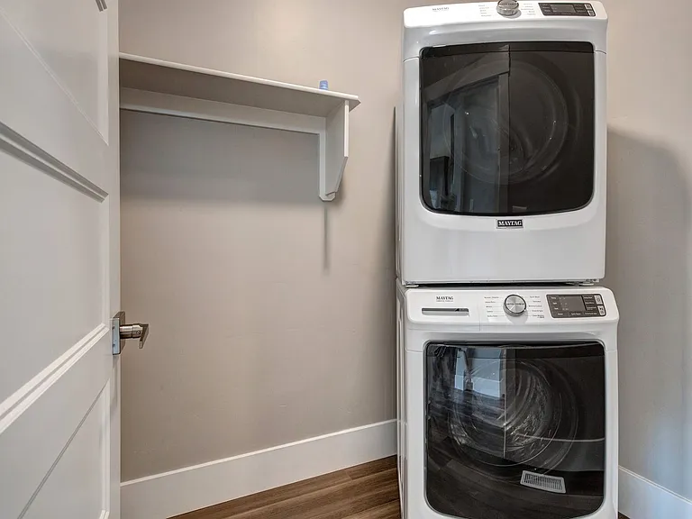 11091 N Shoreline Dr — Photo 4