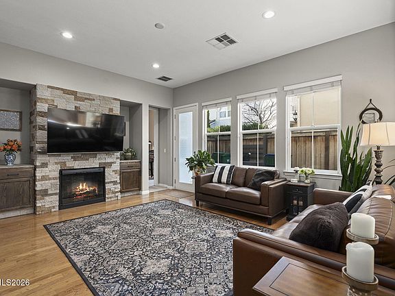 4th image of 2220 Heavenly View Trl