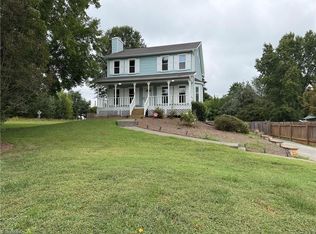 1001 Kingstree Ridge Dr, Winston Salem, NC 27127