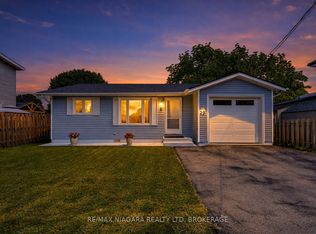 39 Pine St, Pt Colborne, ON L3K3N6