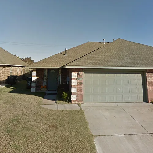 9701 SW 16th St Photo 1