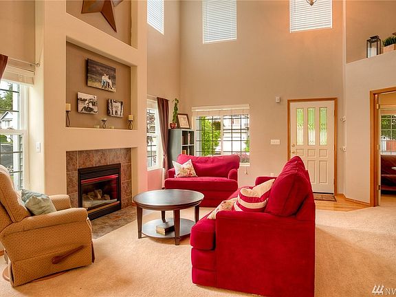 3rd image of 16309 131st Avenue Ct E