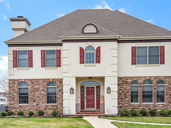 2nd image of 1607 Chestnut Grove Ct