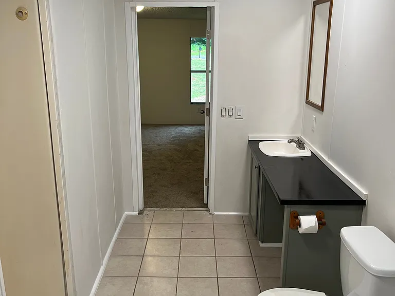 Garden Lake Dr — Photo 12