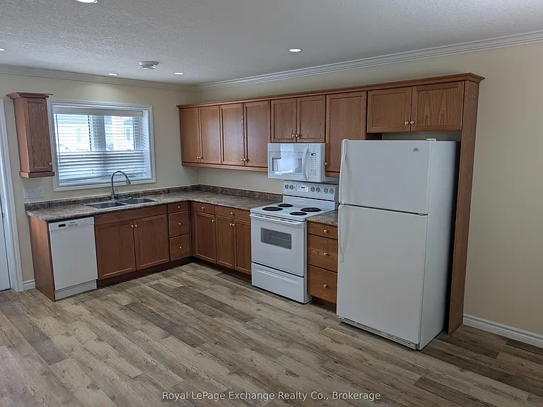 28 A Park St #4 — Photo 4