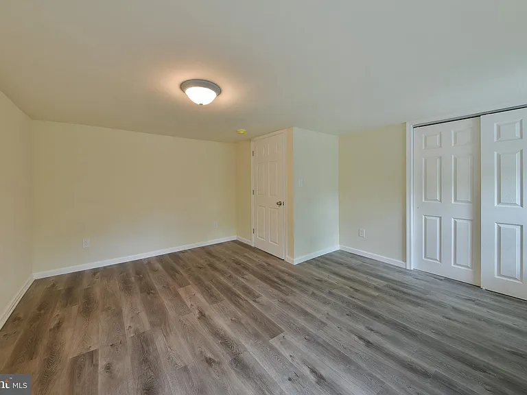 422 Willow Grove Ave — Photo 21