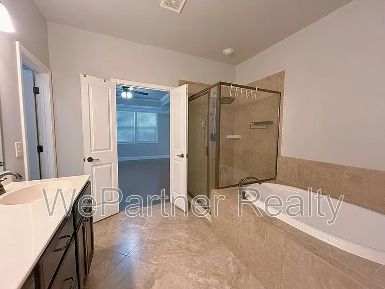 5838 Norfolk Chase Rd — Photo 18