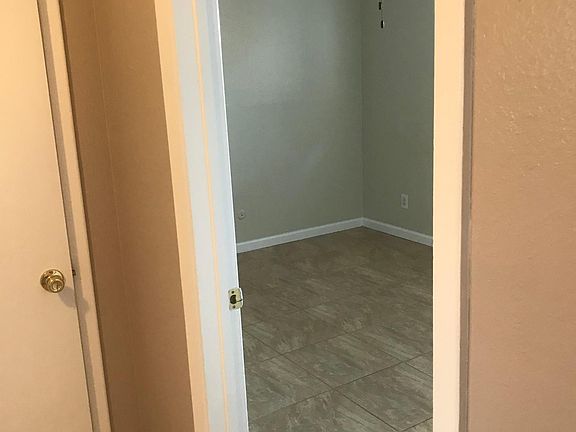 2nd image of 3221 Morris St NE #3