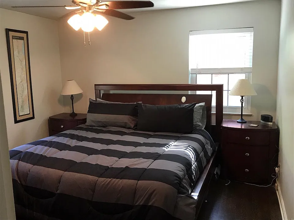 Back bedroom with king size bed