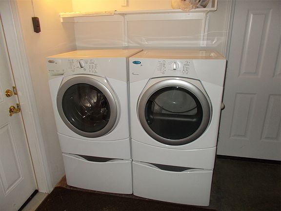 Washer and Dryer in Garage