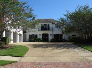 9815 Myrtle Ln, Baton Rouge, LA 70810