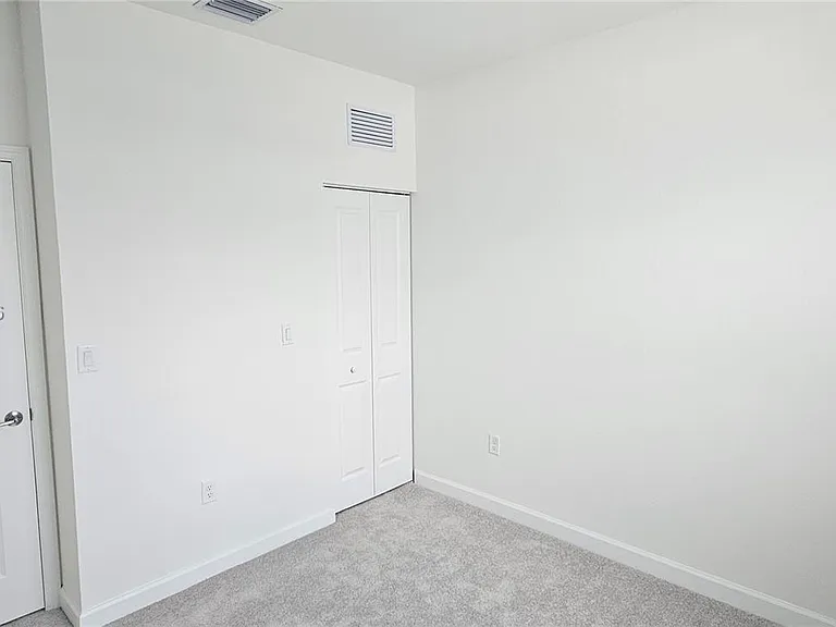 1181 SE 1st St — Photo 51