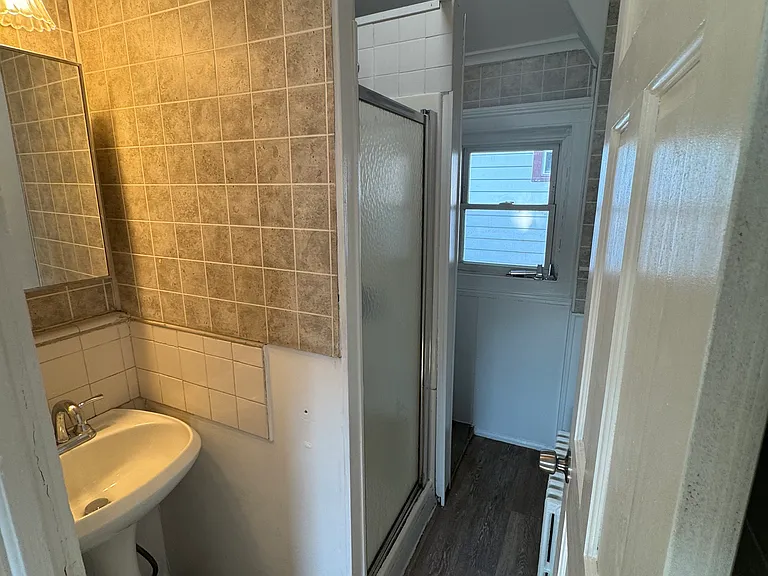 52 Taylor Ave #2 — Photo 8