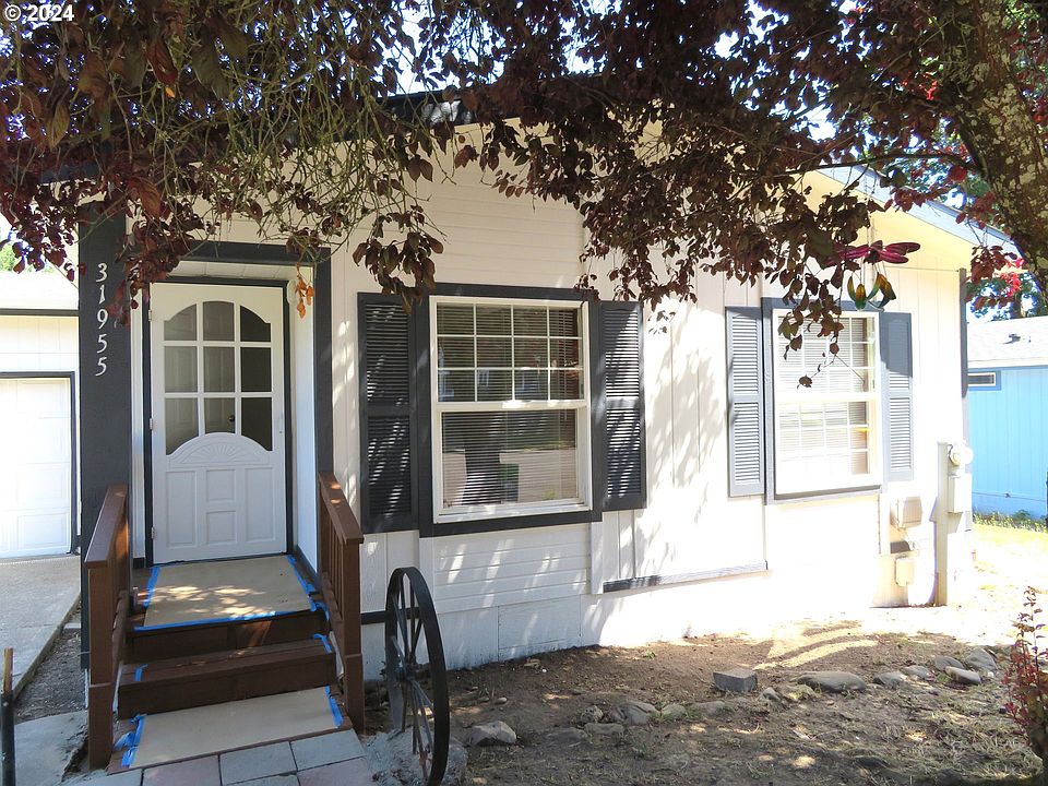 1st image of 31955 NW Meadow Dr