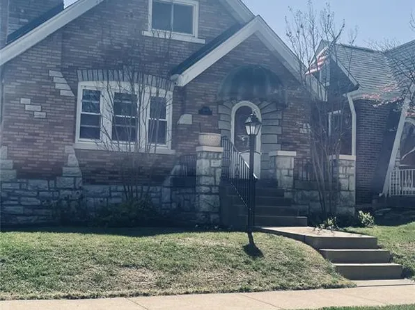 5636 Itaska St, Saint Louis, MO 63109