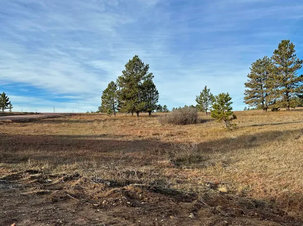 6 Westwind Dr, Hot Springs, SD 57747