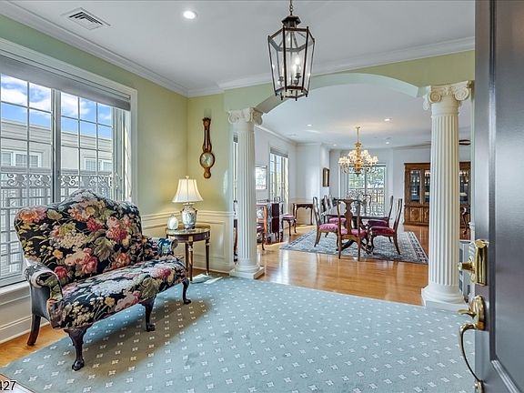3rd image of 111 Prospect St #4A