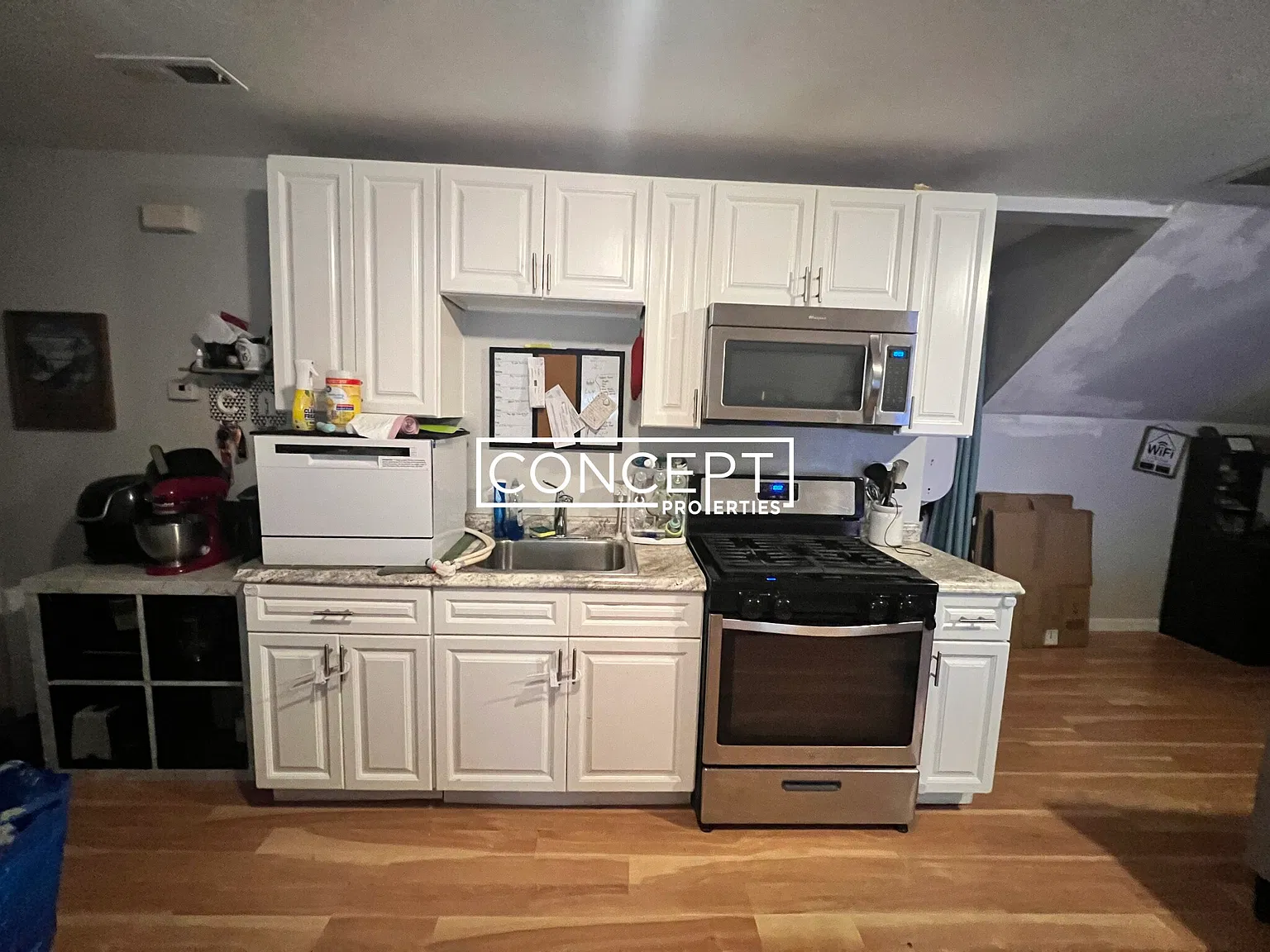 2 bed, 1200 sqft, $2,400 — Photo 2
