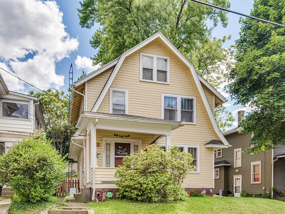Single family colonial