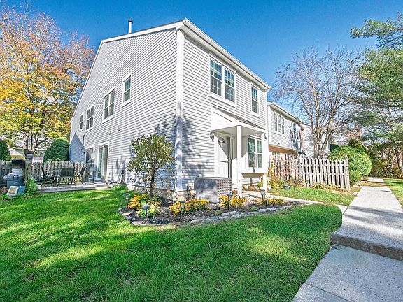 2nd image of 4952 Winterbury Dr #4952