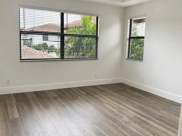 6020 Curie Pl — Photo 8