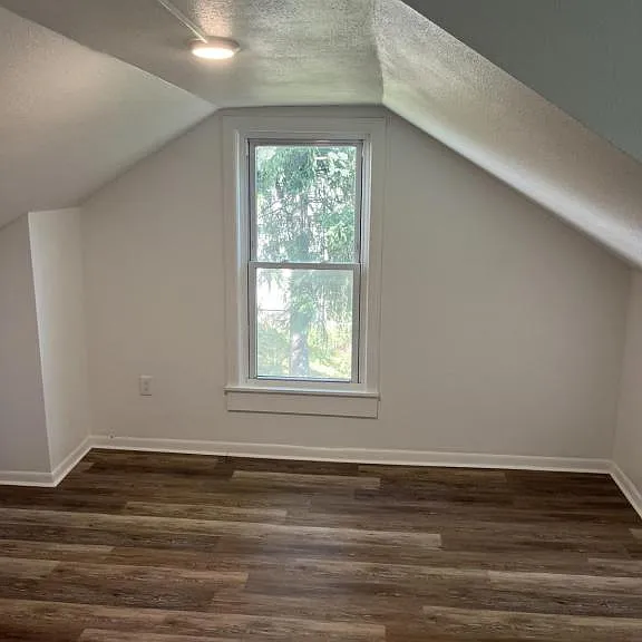 535 Chautauqua St — Photo 7
