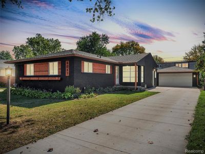 4041 Yorba Linda Blvd, Royal Oak, MI, 48073