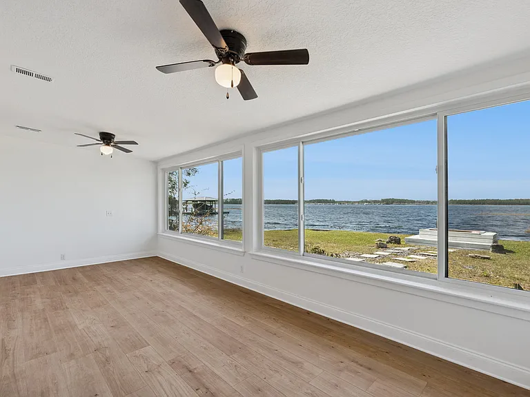6346 Bennett Ct — Photo 14