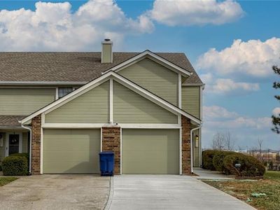 522 NE 6th St APT A, Blue Springs, MO, 64014