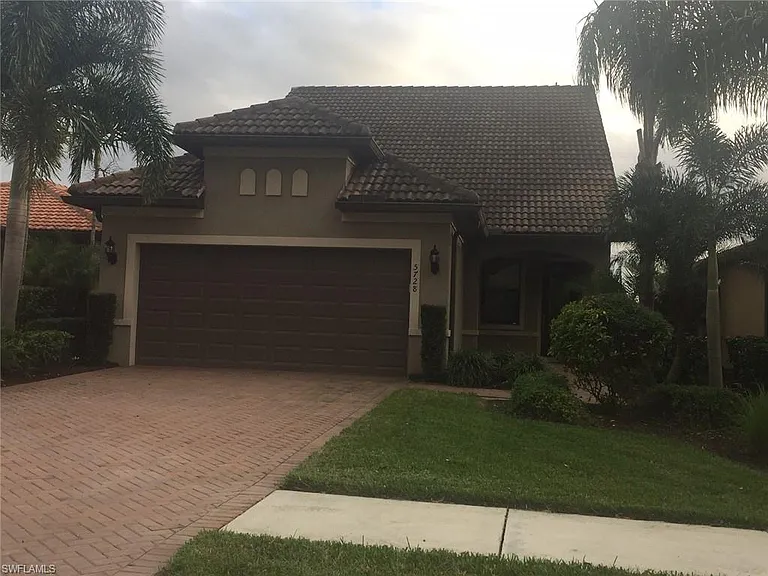 5728 Mayflower Way — Photo 2