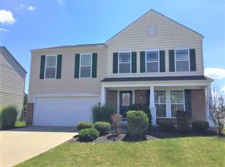 1744 Greentree Meadows Dr, Lebanon, OH 45036