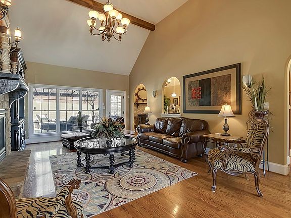4th image of 1324 Copperstone Ln