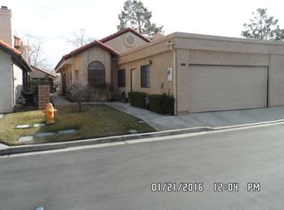 11725 Ash St, Apple Valley, CA 92308