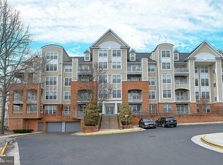 2720 Bellforest Ct APT 105, Vienna, VA 22180
