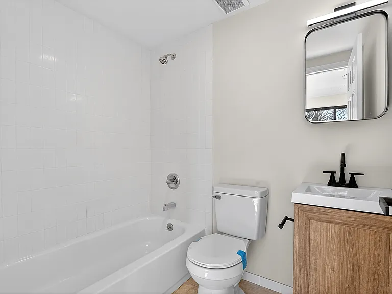 370 Baltic St #1B — Photo 10