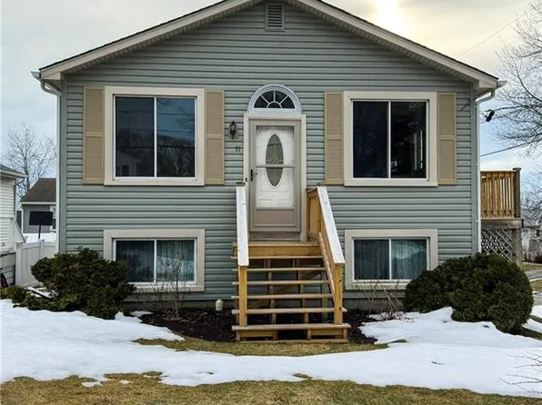 71 Branch Ave, Cumberland, RI 02864