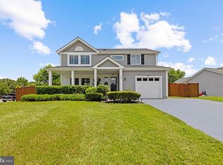 400 Kojun Ct, Sterling, VA 20164