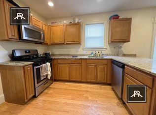 35 Pratt St #1, Boston, MA 02134